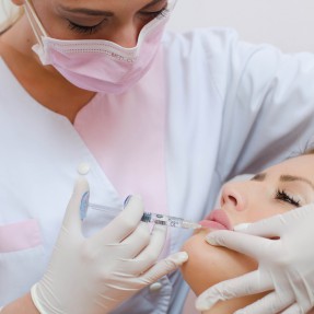 Hyaluronic fillers